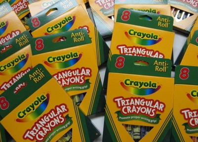 Anti-Roll Triangular Crayons 16 ct.